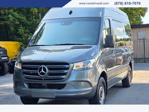 Used 2019 Mercedes-Benz Sprinter 2500 image 1