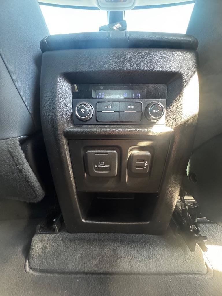 Used 2019 Chevrolet Traverse LT w/ LT Premium Package FWD image 18