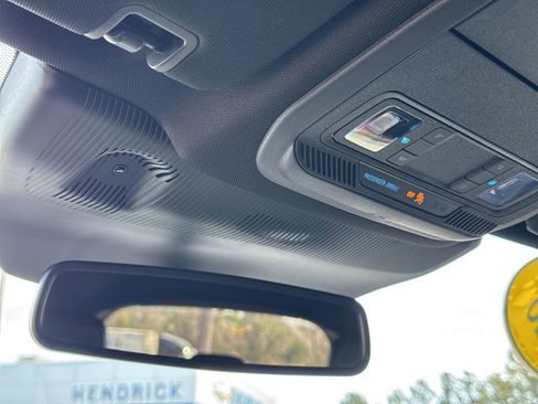 Used 2025 Ford Explorer ST-Line w/ Premium Package image 27