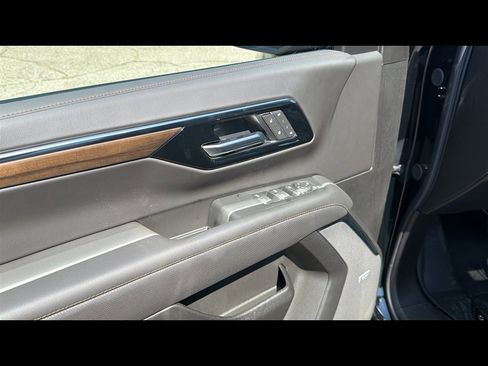 New 2026 Chevrolet Tahoe High Country AWD/4WD image 7
