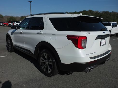 Used 2020 Ford Explorer Platinum image 5