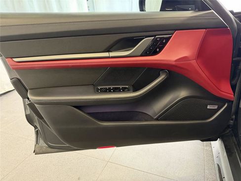 Certified 2021 Porsche Taycan Turbo S w/ Premium Package AWD/4WD image 15