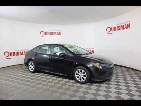 Used 2023 Toyota Corolla LE image 15