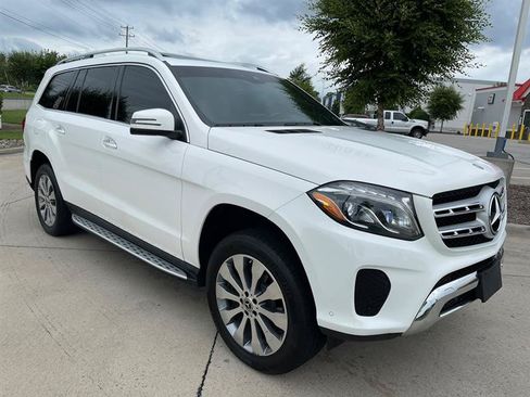 Used 2018 Mercedes-Benz GLS 450 4MATIC w/ Premium Package image 4