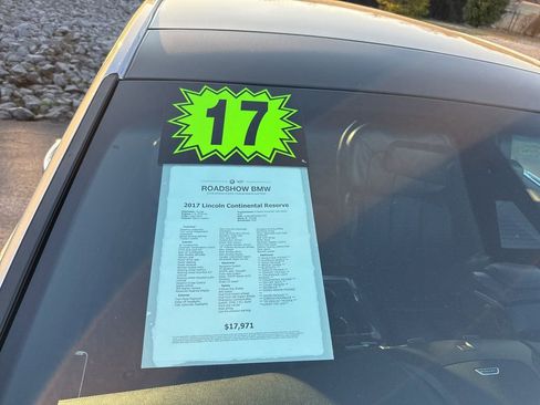 Used 2017 Lincoln Continental Reserve w/ Technology Package image 20