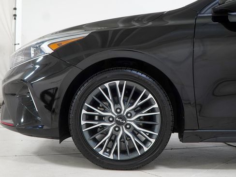 Used 2022 Kia Forte GT-Line w/ GT-Line Technology Package FWD image 17