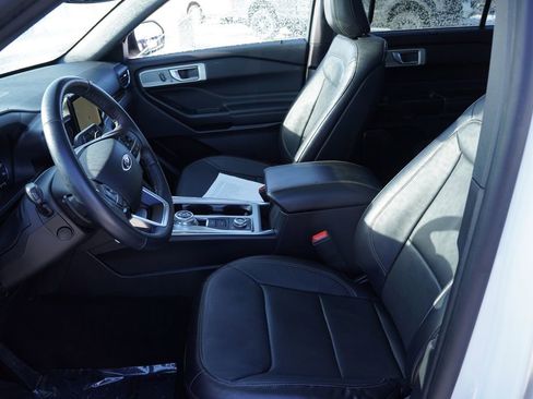 Certified 2020 Ford Explorer Limited image 16