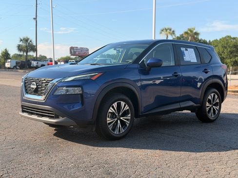 Used 2023 Nissan Rogue SV FWD image 7