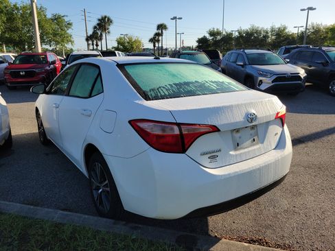 Used 2017 Toyota Corolla LE image 22