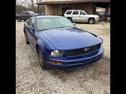 Used 2005 Ford Mustang Deluxe