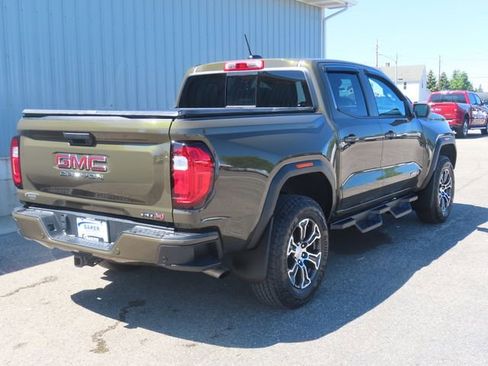 Used 2025 GMC Canyon AT4 w/ Technology Plus Package AWD/4WD image 3