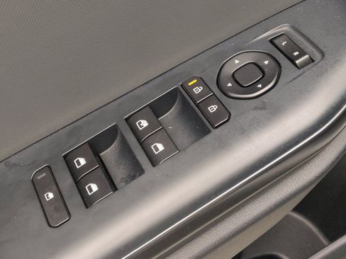 Used 2025 Kia K4 FWD image 27