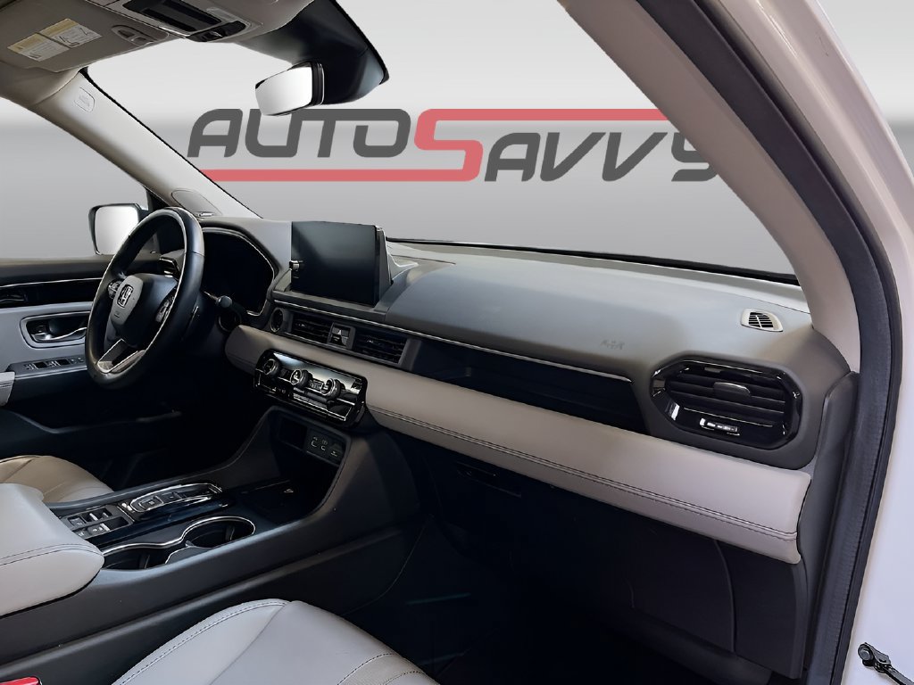 Used 2024 Honda Pilot Touring image 32