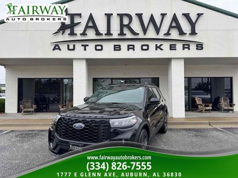 Used 2025 Ford Explorer ST-Line w/ ST-Line Street Pack AWD/4WD image 1