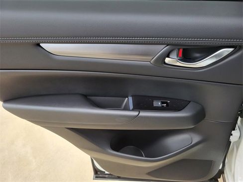 New 2025 MAZDA CX-5 AWD 2.5 S w/ Preferred Package image 11