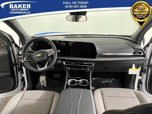 New 2026 Chevrolet Traverse LT w/ LPO, Floor Liner Package image 9