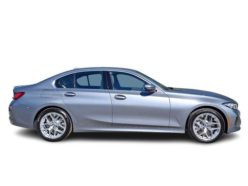 Used 2025 BMW 330i xDrive Sedan w/ Premium Package AWD/4WD image 7