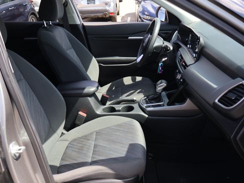 Used 2024 Kia Seltos LX AWD/4WD image 8