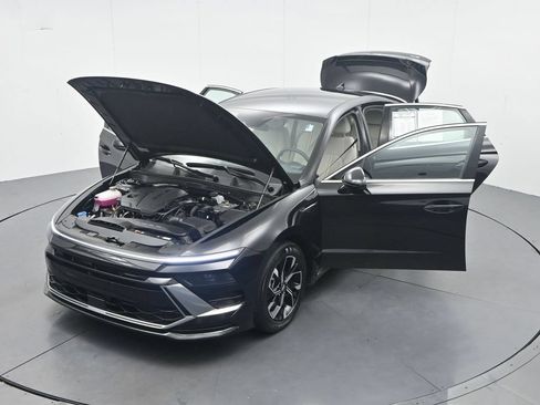 Used 2025 Hyundai Sonata SEL FWD image 48