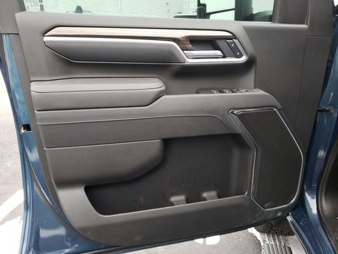 Used 2026 Chevrolet Silverado 2500 LT w/ Trail Boss Package image 11