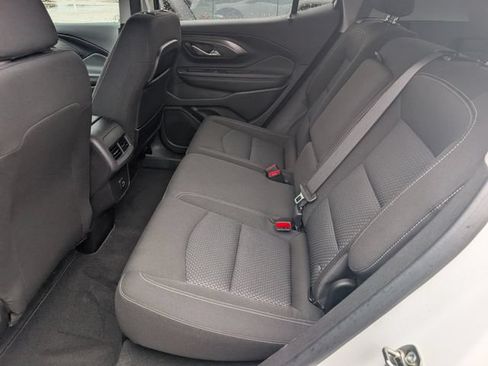 Used 2024 GMC Terrain SLE FWD image 25