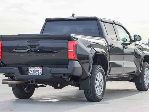 Used 2024 Toyota Tacoma SR image 8