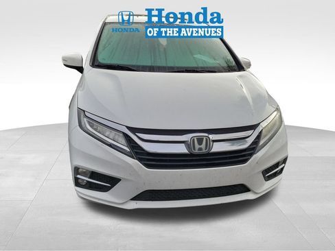Used 2020 Honda Odyssey Elite image 2