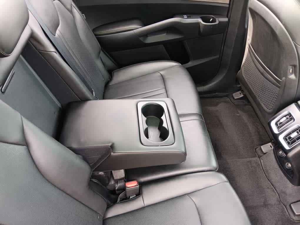 Used 2022 Kia Sorento S w/ Panoramic Sunroof Package AWD/4WD image 13