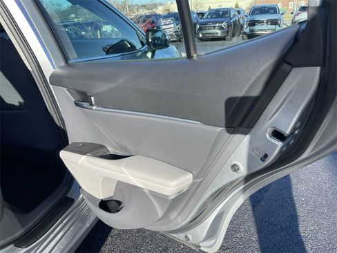 Used 2023 Toyota Camry LE image 21