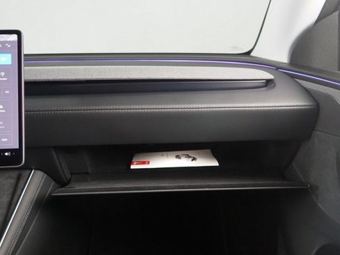 Used 2026 Tesla Model Y Long Range RWD image 47