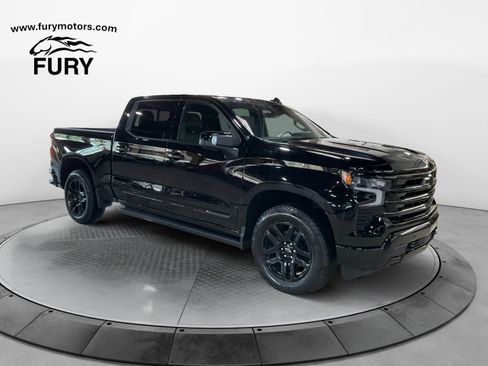 Used 2025 Chevrolet Silverado 1500 High Country w/ Midnight Edition AWD/4WD image 1