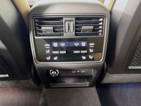 New 2026 Porsche Cayenne Coupe image 21