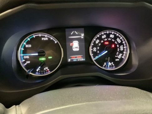 Used 2022 Toyota RAV4 XLE image 14