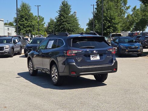 Certified 2025 Subaru Outback Premium AWD/4WD image 5