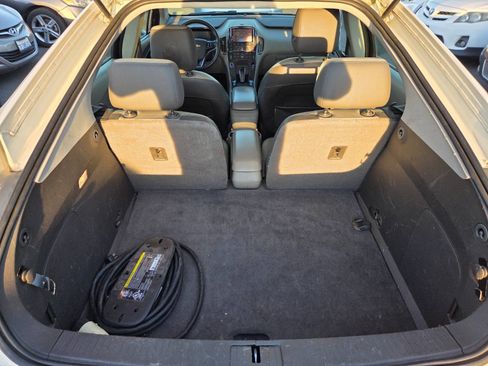 Used 2013 Chevrolet Volt Premium w/ Premium Trim Package FWD image 12