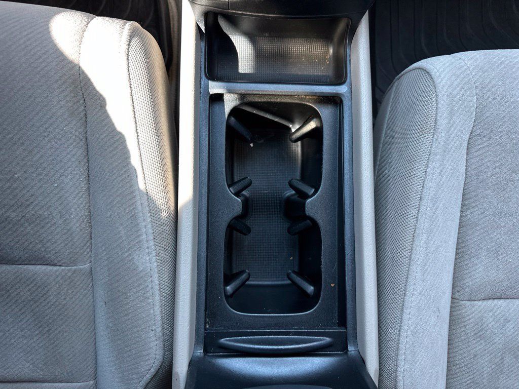 Used 2010 Honda Civic LX image 8