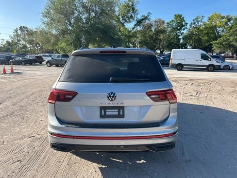 Used 2023 Volkswagen Tiguan SE R-Line image 18