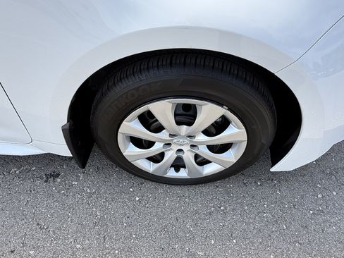 Certified 2024 Toyota Corolla LE FWD image 15
