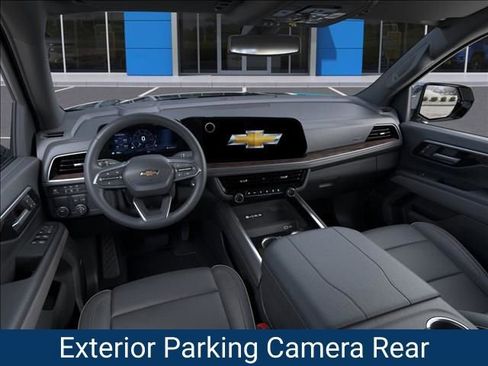 New 2026 Chevrolet Suburban Premier image 17