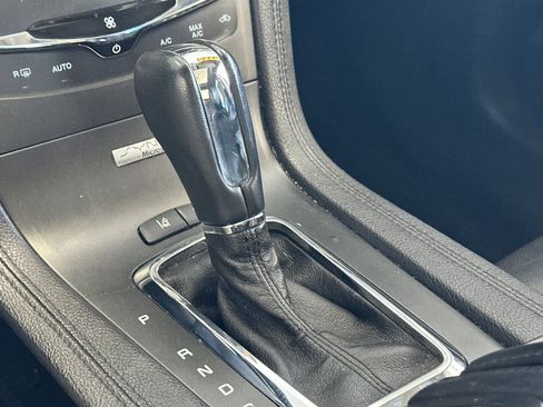 Used 2014 Lincoln MKT AWD w/ Equipment Group 201A image 22