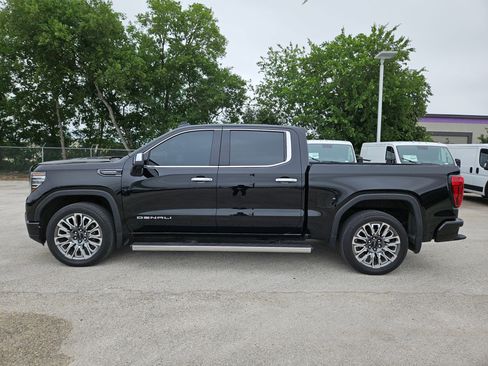 Used 2024 GMC Sierra 1500 Denali Ultimate AWD/4WD image 6