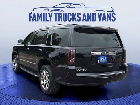 Used 2018 GMC Yukon Denali image 3