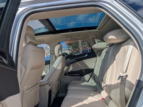 Used 2019 Lincoln MKC Reserve w/ MKC Technology Package image 12