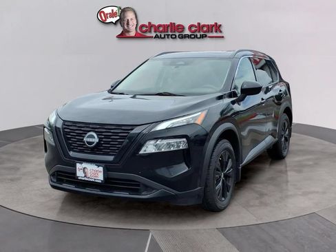 Used 2023 Nissan Rogue SV w/ SV Premium B Package FWD image 1