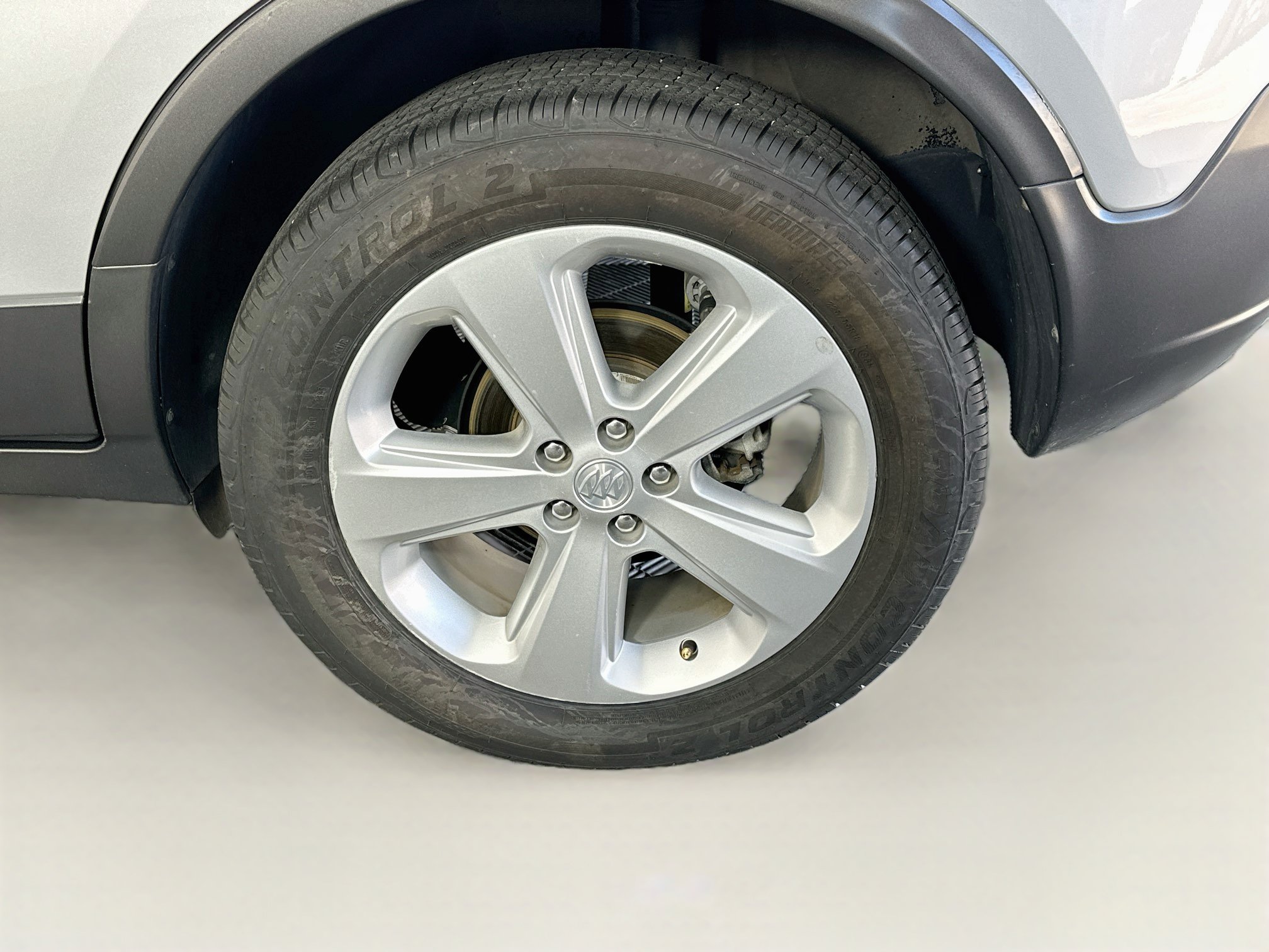 Used 2015 Buick Encore Convenience FWD image 11