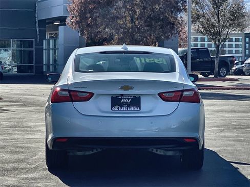 Used 2024 Chevrolet Malibu LT image 14