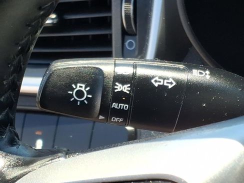 Used 2020 Kia Sorento LX w/ LX I4 Convenience Package FWD image 19