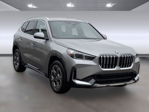 Used 2025 BMW X1 xDrive28i w/ Convenience Package image 7