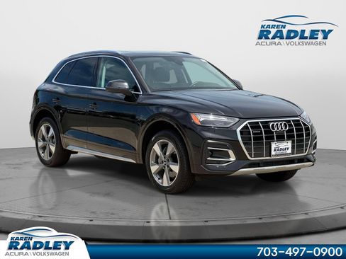 Used 2023 Audi Q5 2.0T Premium Plus w/ Premium Plus Package AWD/4WD image 1