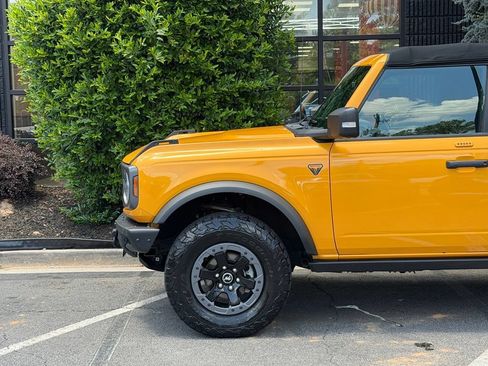 Used 2022 Ford Bronco Badlands AWD/4WD image 10
